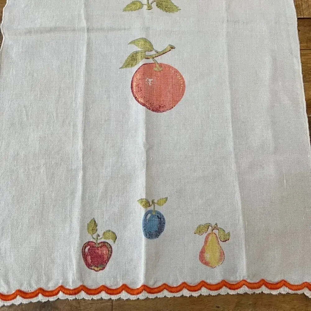 Vintage Linen Kitchen Tea Towel Printed Fruit Motif Scallop Decorative Trim